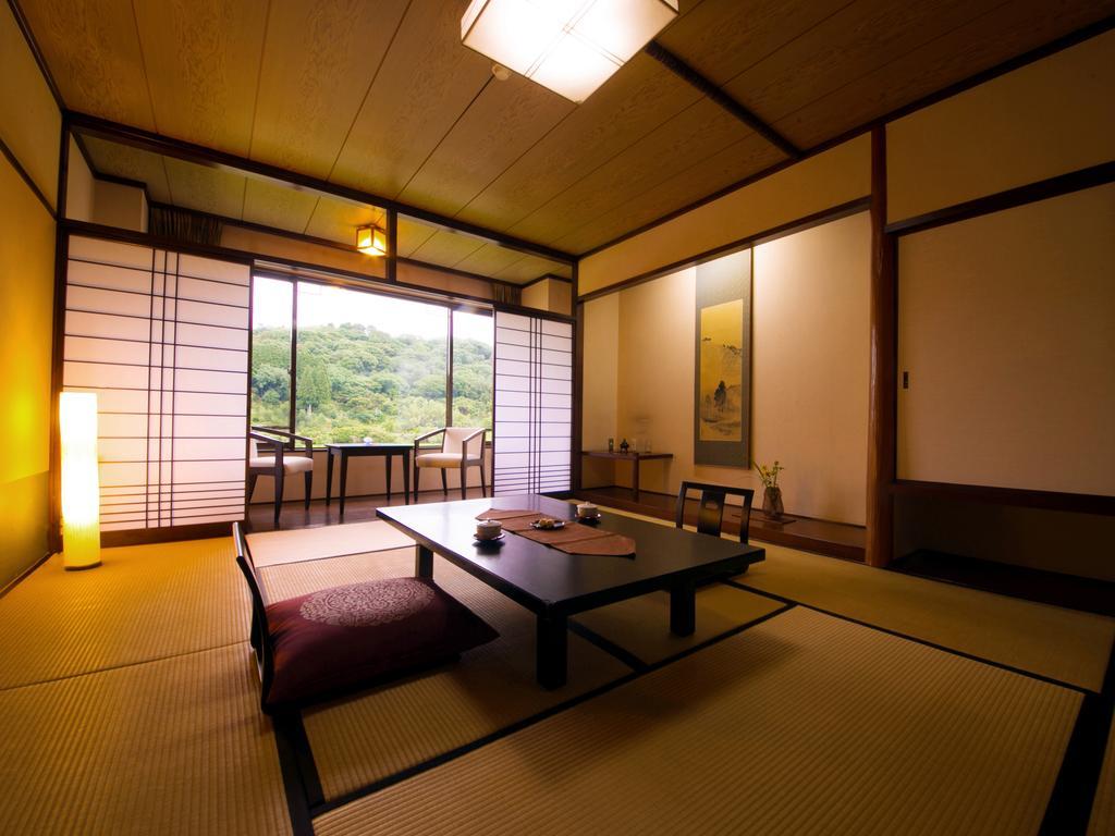 Suiranro Hotell Hitoyoshi Eksteriør bilde